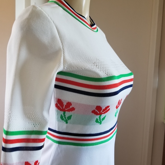 Vintage  Vicky Vaughn polyester  knitt white green red short 60s mini  dress - Picture 10 of 16
